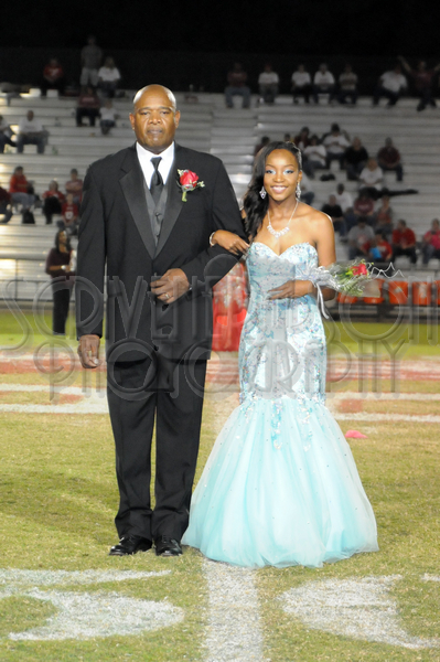 LHS Homecoming 1134.JPG - SCRIVENER 300s #1